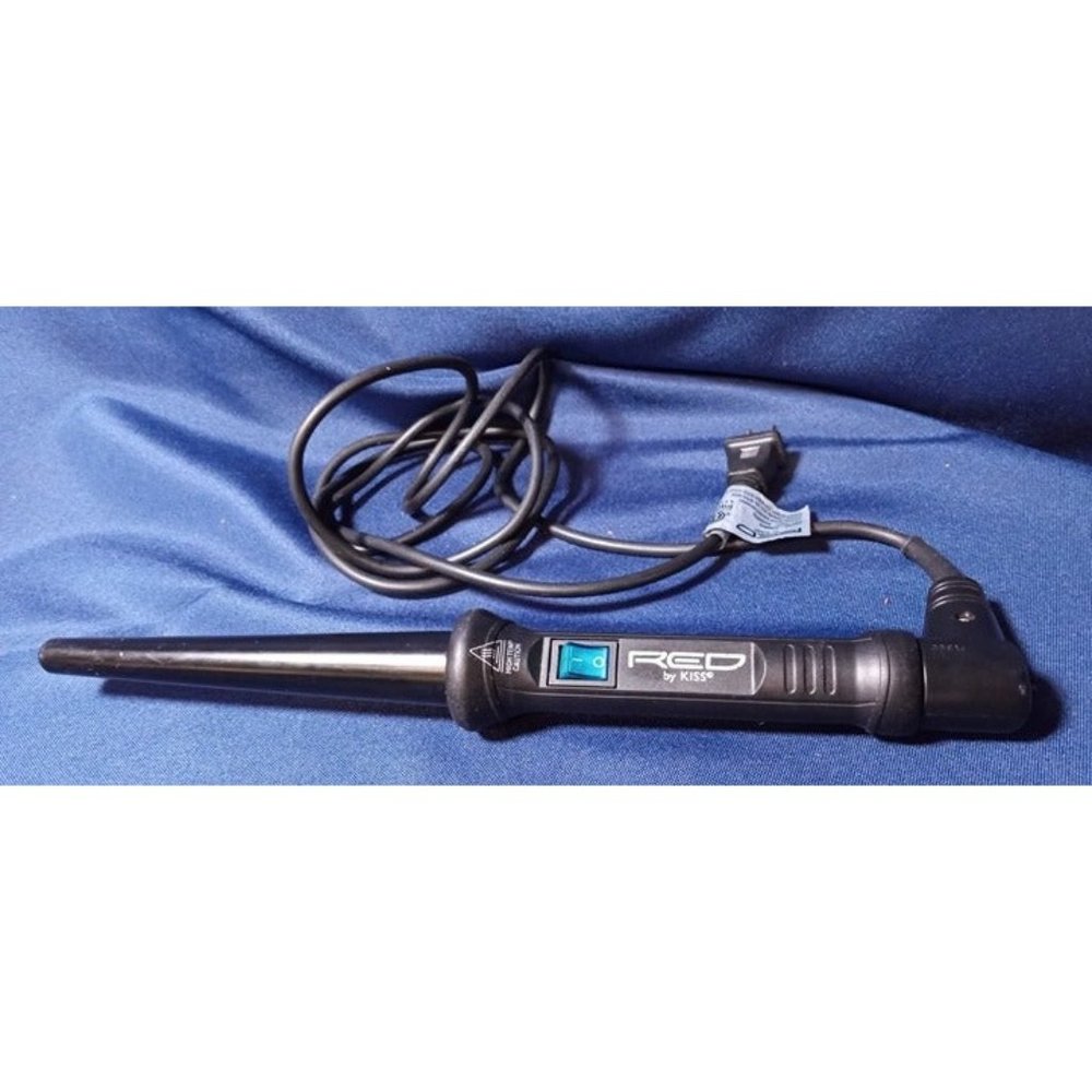 Red by Kiss Cermaic Tourmaline Model CIW03 Curling Wand 1 1/2‎ In. -USED, WORKS